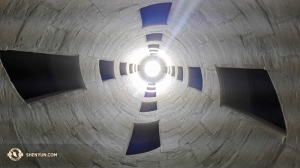 Blick auf die Doppelwendeltreppe von innen. (Foto: Kiril Penchev)