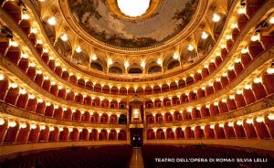 Wir traten im Teatro dell'Opera auf, einem der namhaftesten Opernhäuser in Italien.