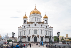 Mit einer Höhe von 103 Metern ist die Christ-Erlöser-Kathedrale in Moskau die höchste orthodoxe Kirche der Welt. - hier: Moskau.