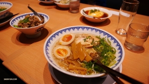 Den Abschluss unseres Tagesausflugs bildet die fünfte und letzte Mahlzeit des Tages. (Foto: Ben Chen)