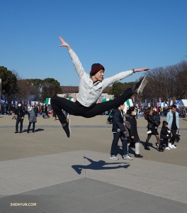 Der gebürtige Japaner Rubi Zhang nutzt die Gelegenheit, seinen Mitstreitern den Ueno Park in Tokio zu zeigen.
