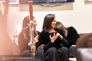 Von links: Fagottistin Gabriela Gonzalez, Erhusolistin Linda Wang und Harfenistin Shirley Guo.