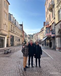 Kopfsteinpflasterstraßen und farbenfrohe Gebäude begeistern in Colmar, einer bezaubernden Stadt im französischen Elsass.